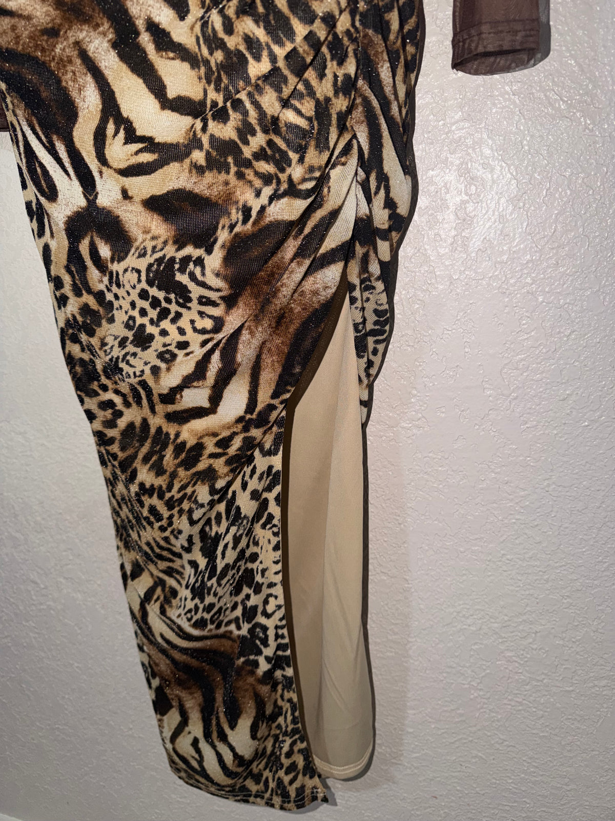 Second Skin 🐆 Skirt NWOT