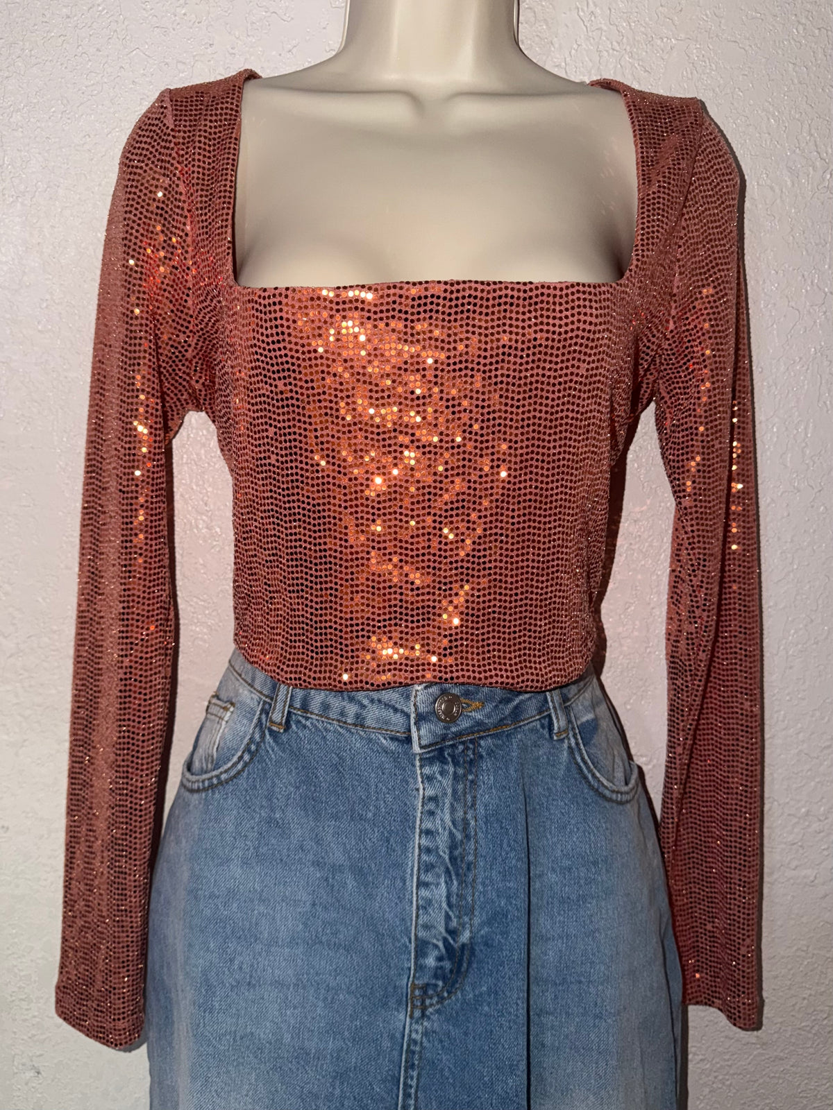 Rose Gold Kisses 💋 Top NWT