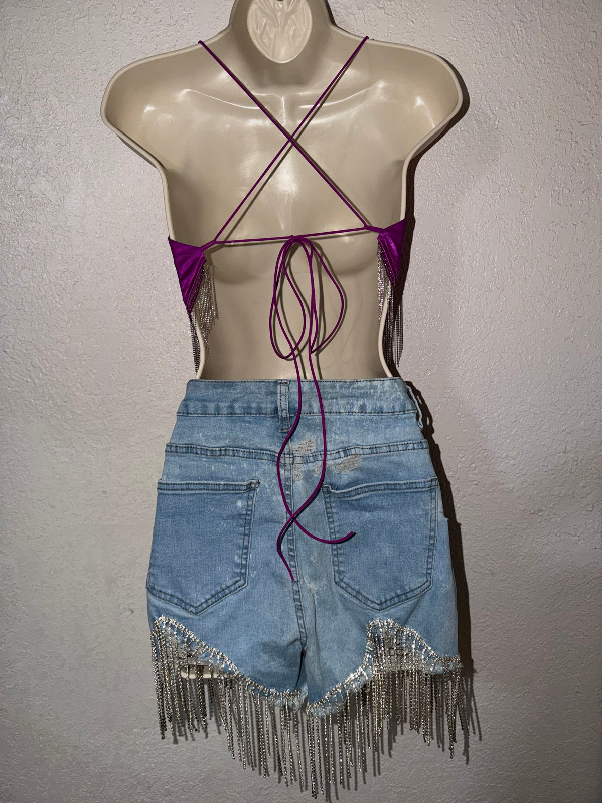 🤠 She’s Gone Country Rhinestone Shorts ✨ EUC