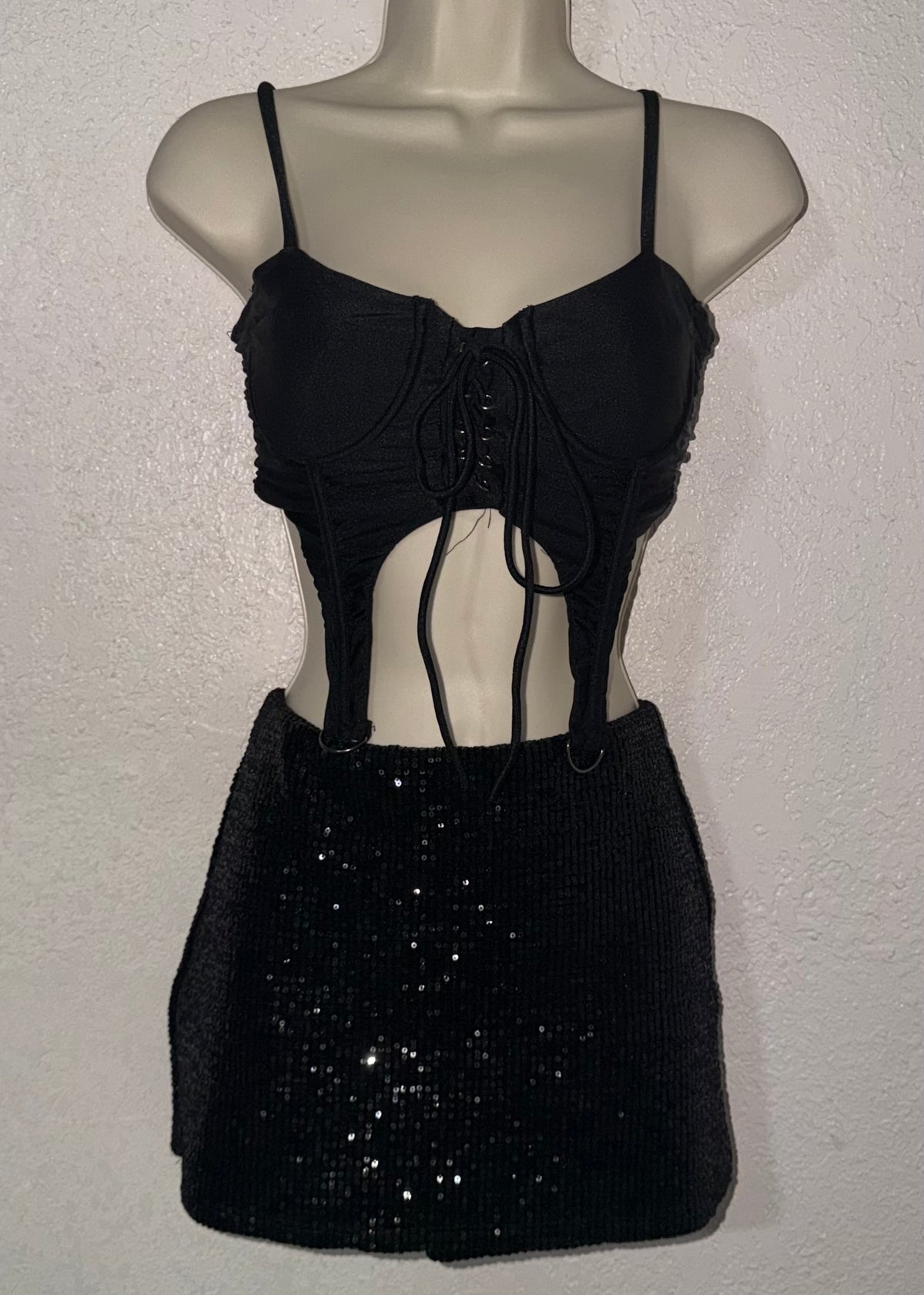 Plot Twist 🖤✨ Skort EUC