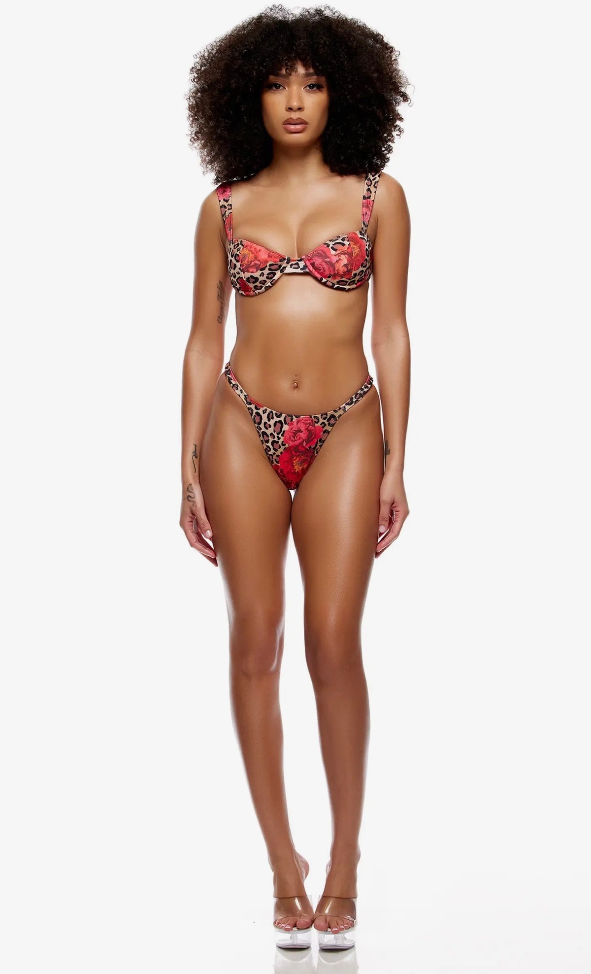Animal Instincts 🐆🌺 2 Piece Set Red NWT