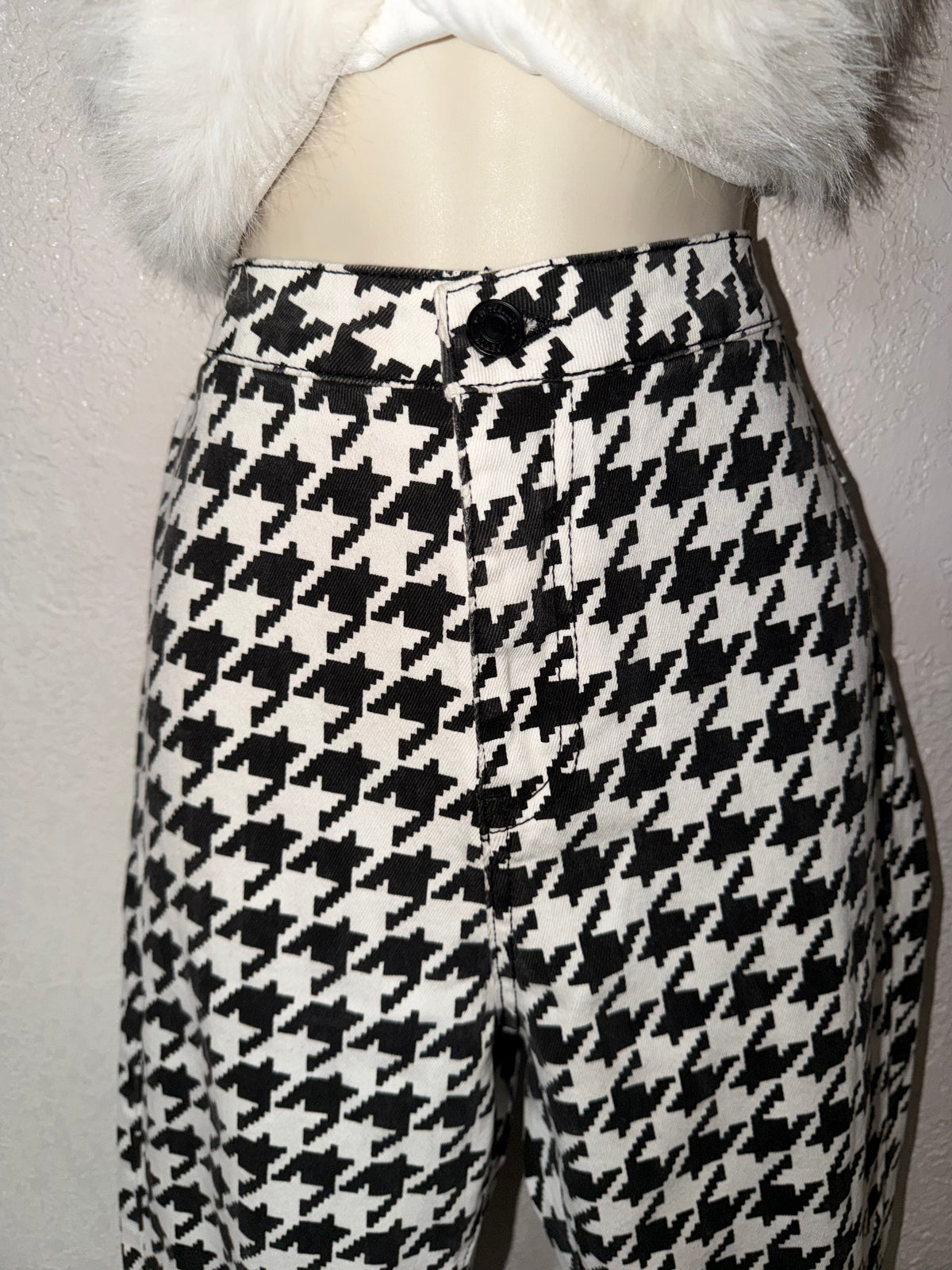 Heads Will Roll 🌹 Houndstooth Pants NWT