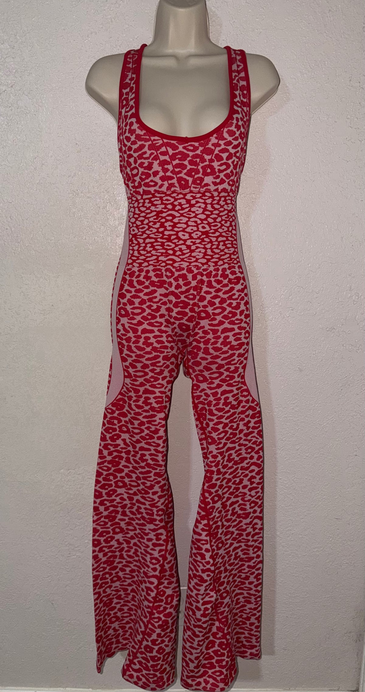 Cardio Kitty 🐈‍⬛ Flare Jumpsuit EUC