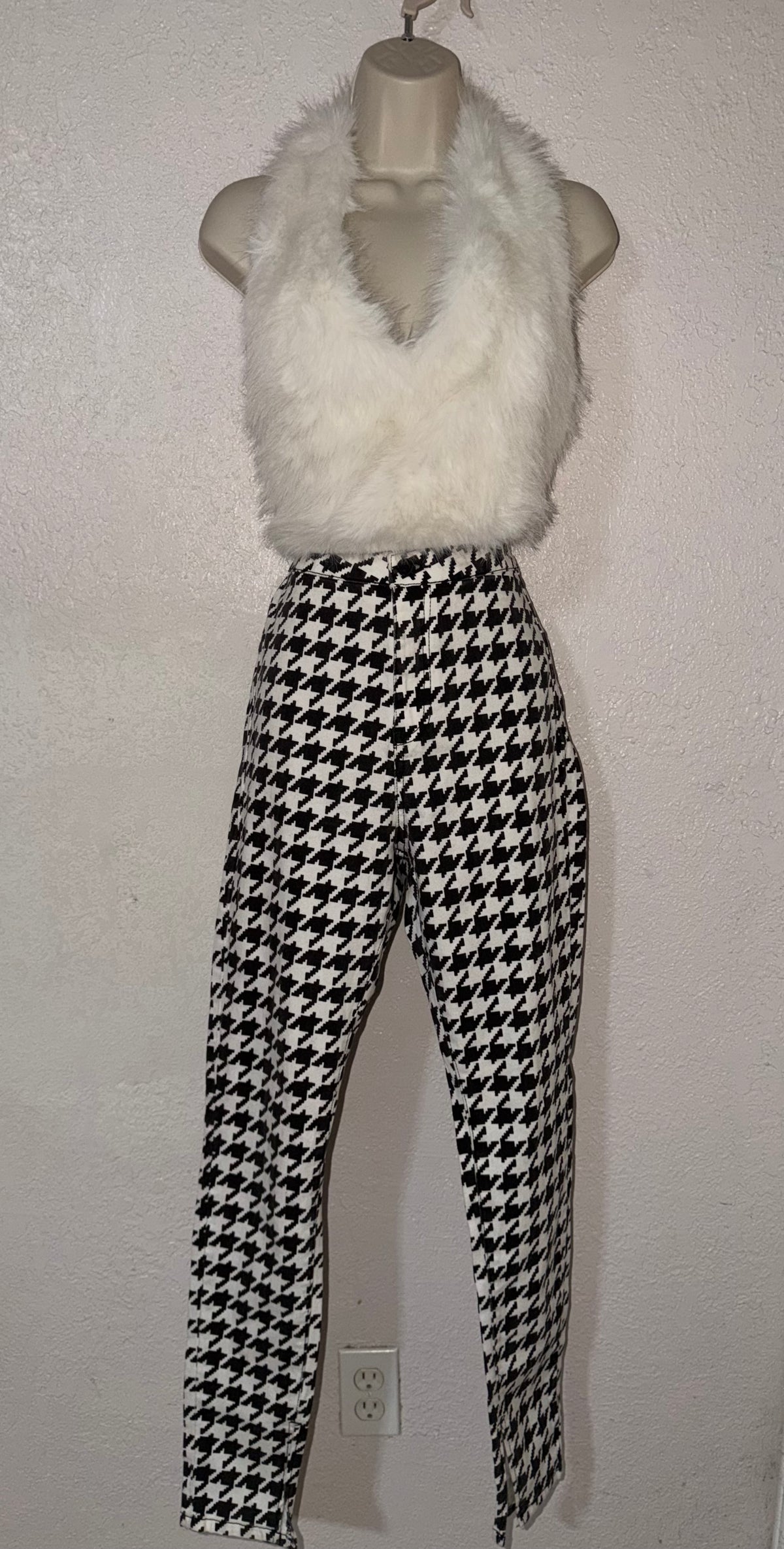 Heads Will Roll 🌹 Houndstooth Pants NWT