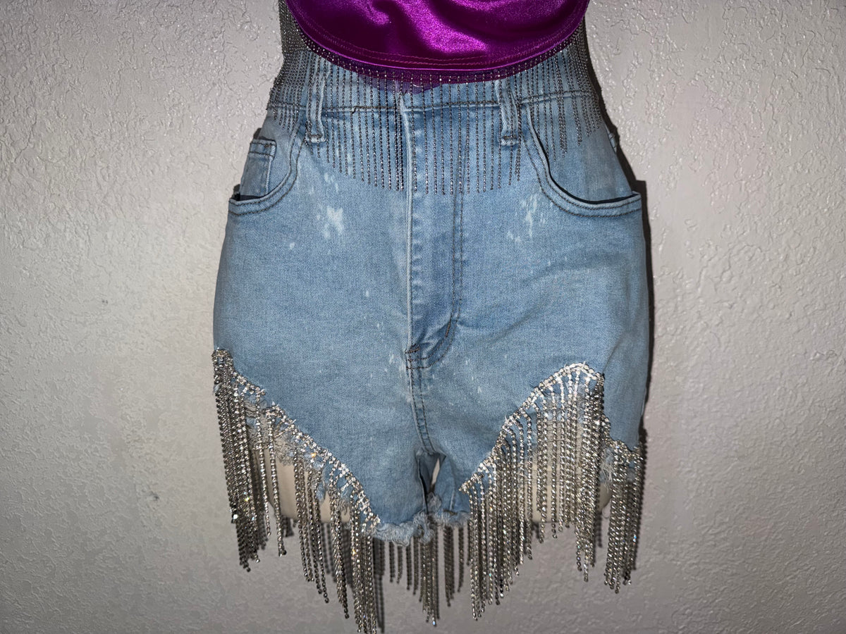 🤠 She’s Gone Country Rhinestone Shorts ✨ EUC