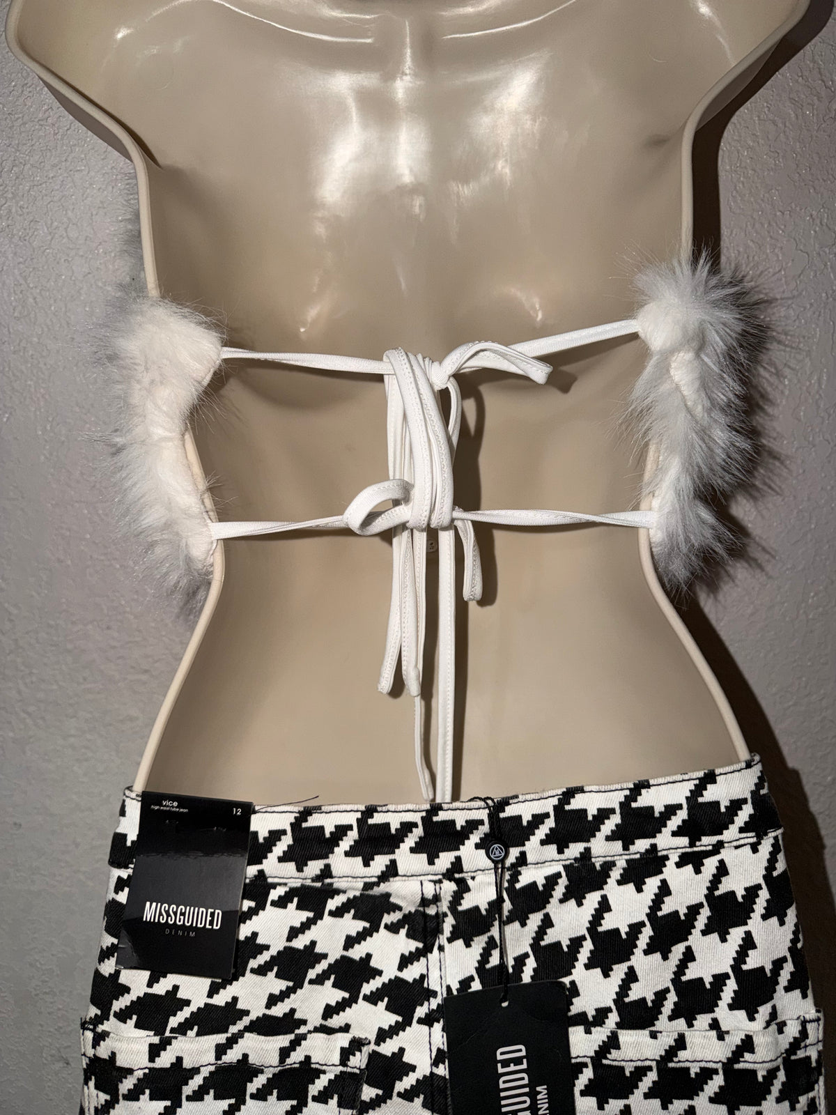 Late To The Party 🐇 Halter EUC