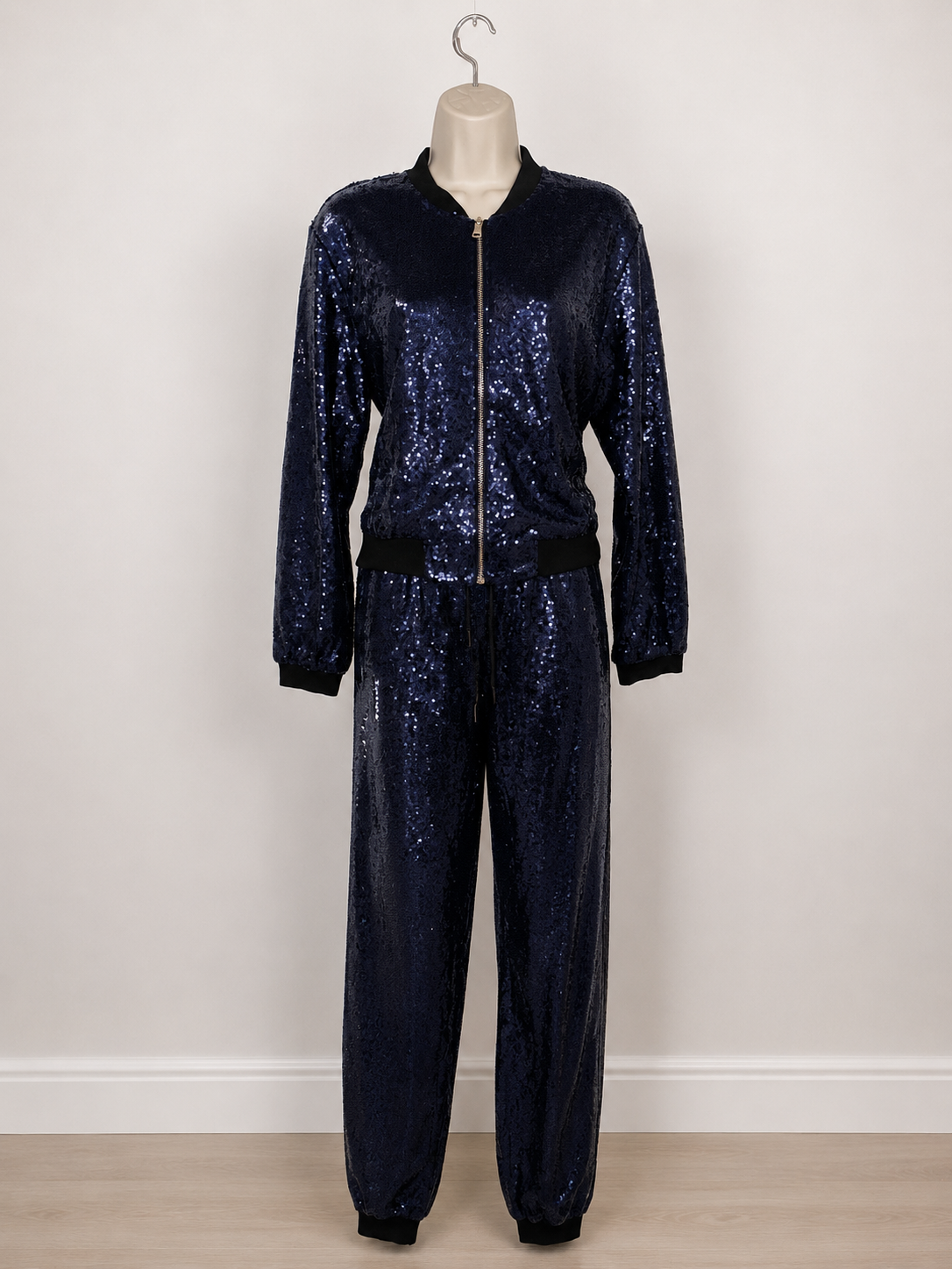 Midnight Money Sequin Set ✨ EUC