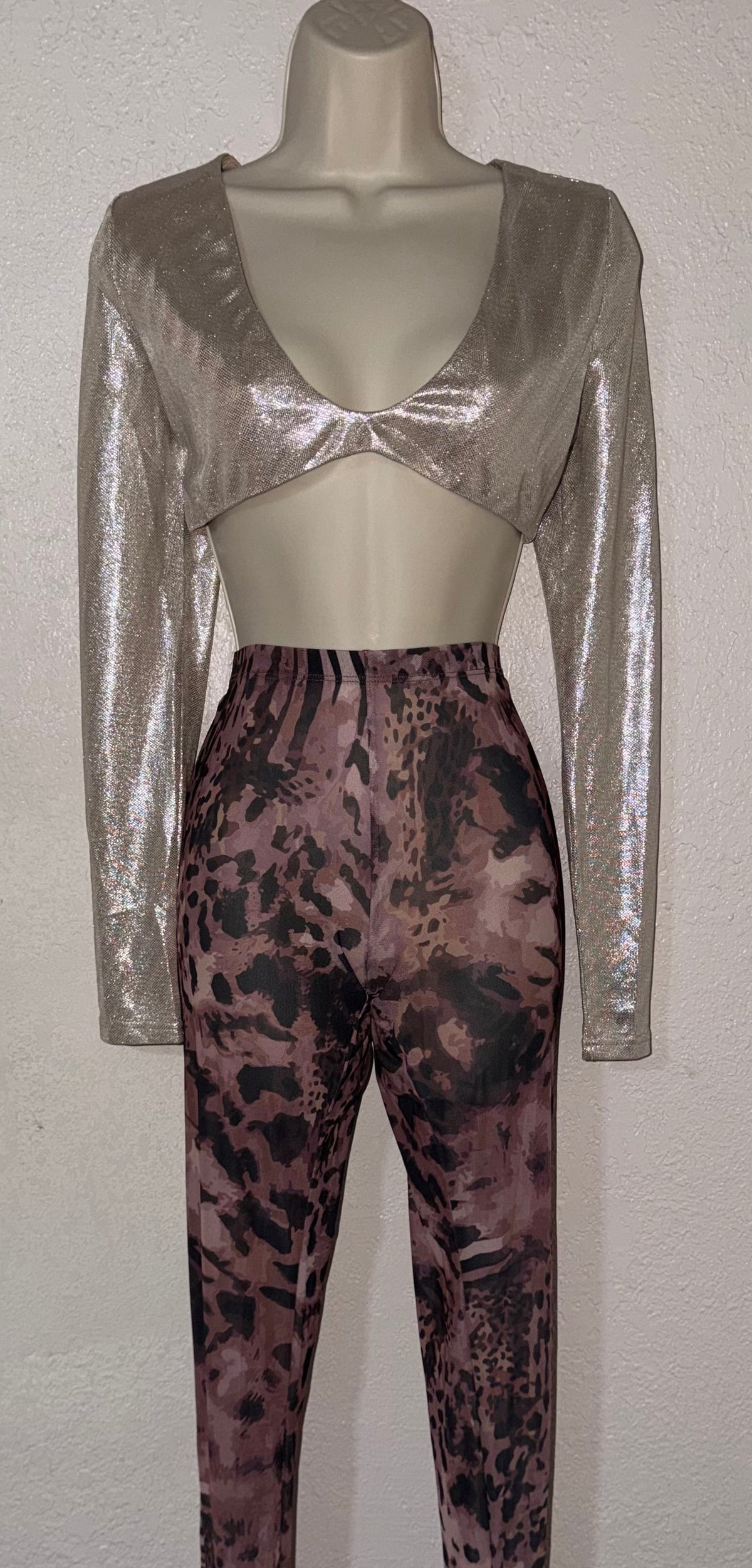 Mercury Rising 🪐 Crop Top NWT